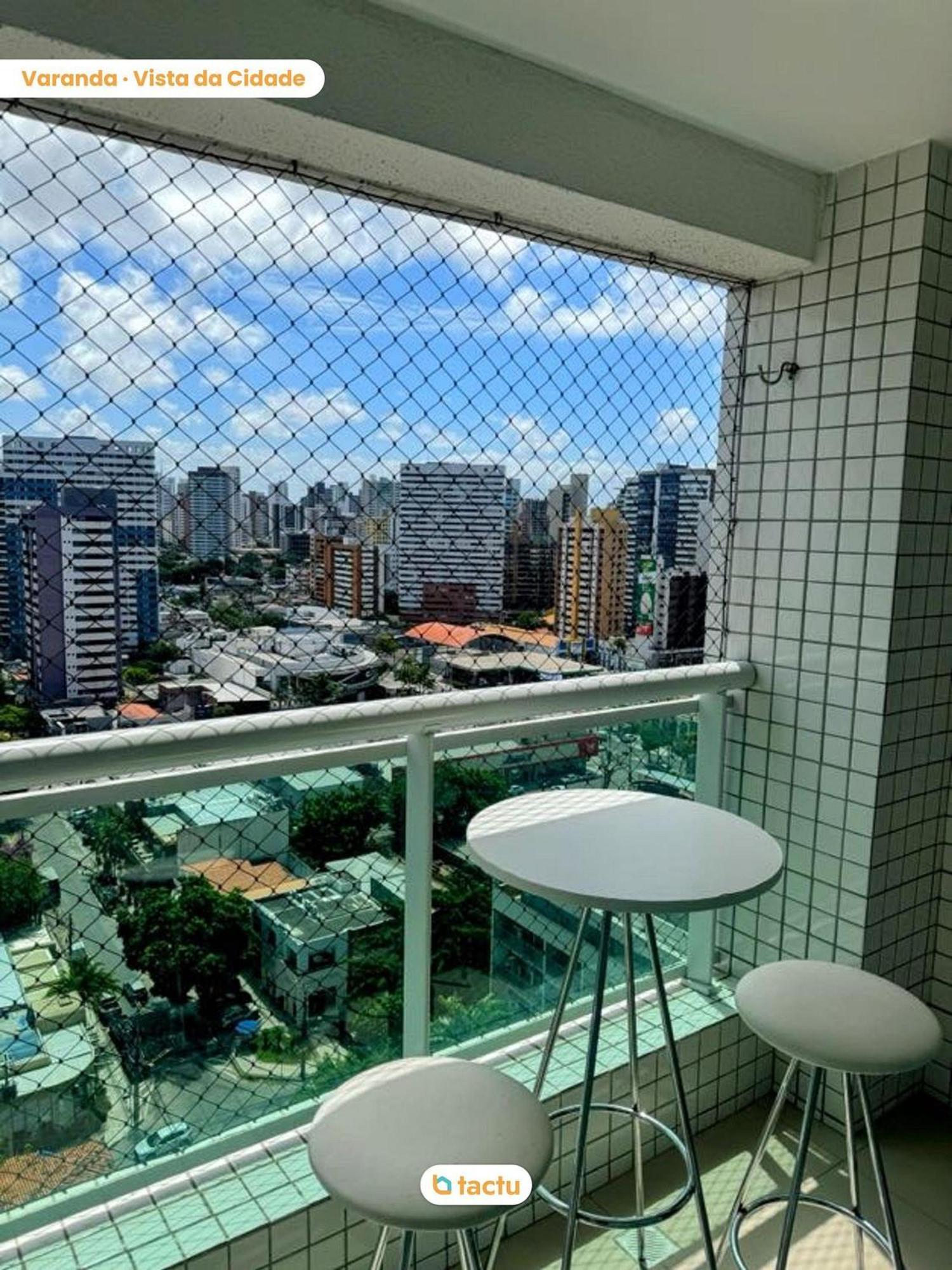 Apartamento Apto Em Humberto Fontenele No Meireles